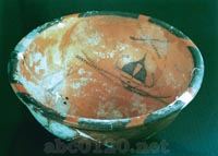 人面魚紋彩陶盆