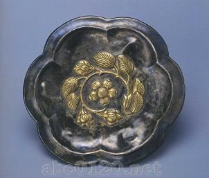 銀鍍金六花形花文盤