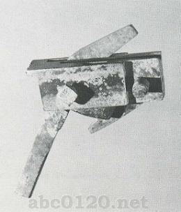 弩機（弓の引金）