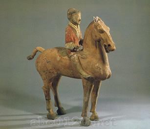 加彩騎馬武士陶俑(8個)