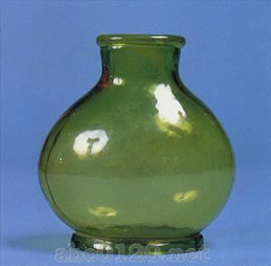 緑玻瑠瓶