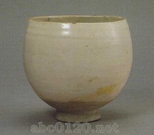 白釉深鉢
