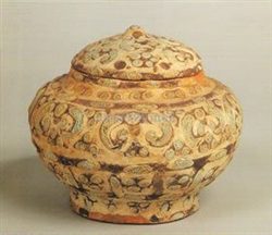 ガラス玉嵌入小壺