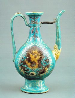 三彩金襴手水注