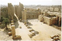 古代都市テーベ・その墓地遺跡（エジプト世界遺産）