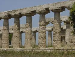 チレント・ディアノ渓谷国立公園・遺跡群・修道院（イタリア世界遺産）