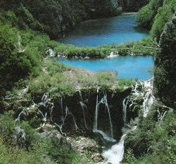 プリトヴィッチェ湖群国立公園（クロアチア世界遺産）
