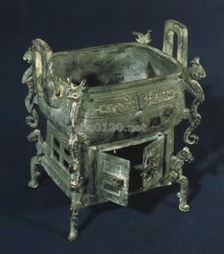 刖刑奴隷小方鬲