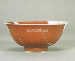 紅釉碗